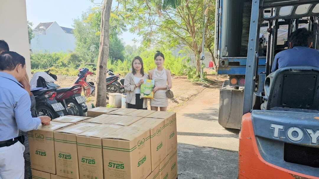 cong-ty-tnhh-gao-ngon-nhat-xuat-khau-gao-st25-qua-my