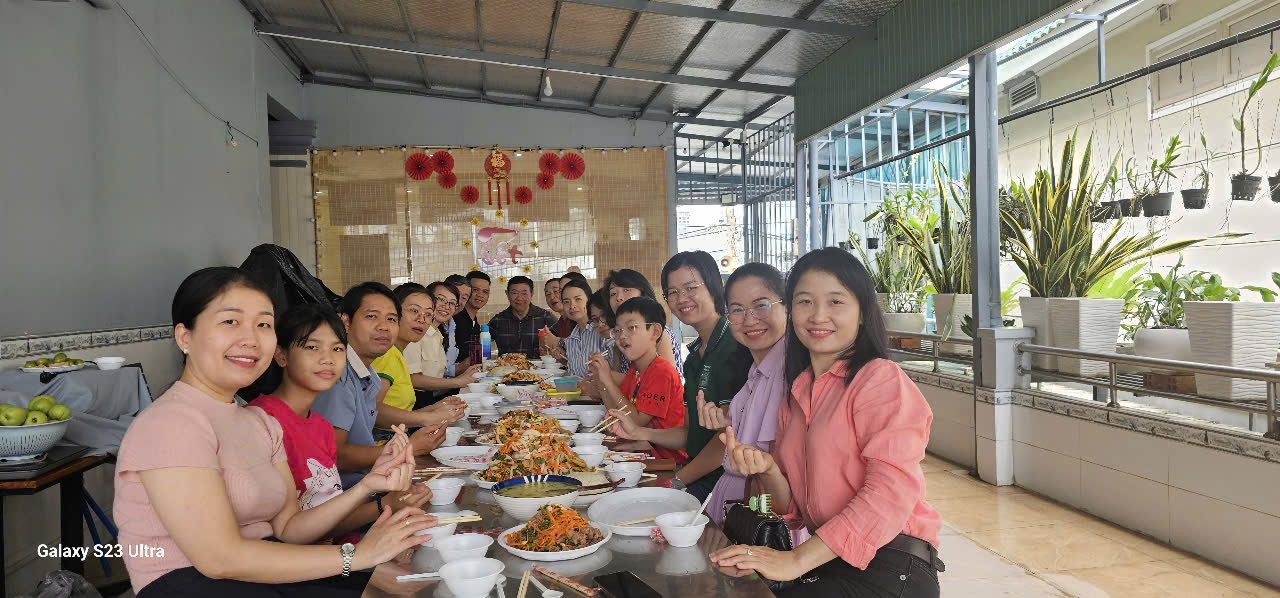 nhom-tu-van-dinh-duong-va-giam-can