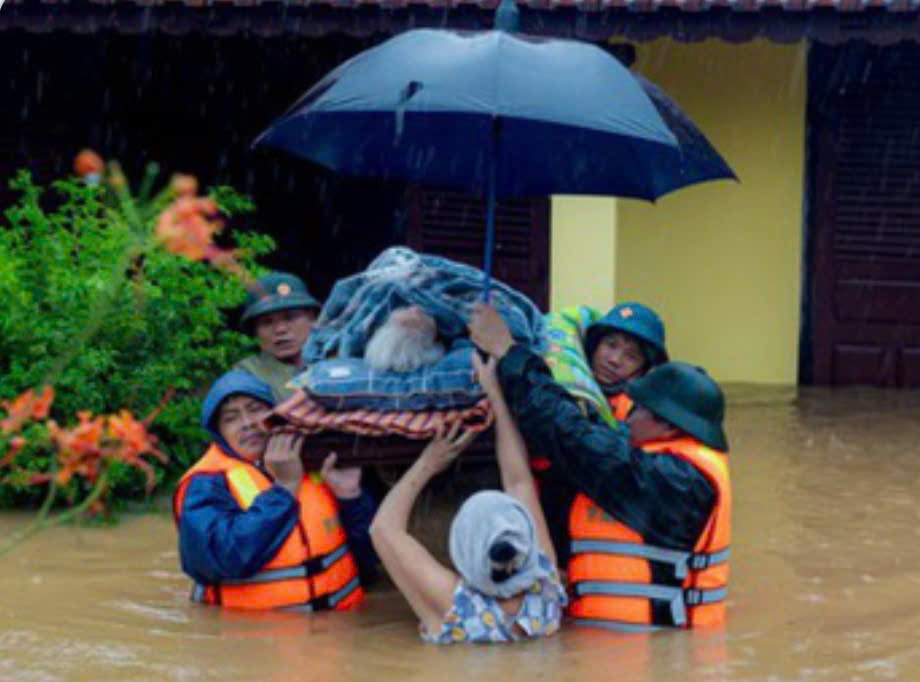 GẠO NGON NHẤT thăm hỏi Đồng Bào Đắk Lắk bị lũ lụt – Chung tay sẻ chia
